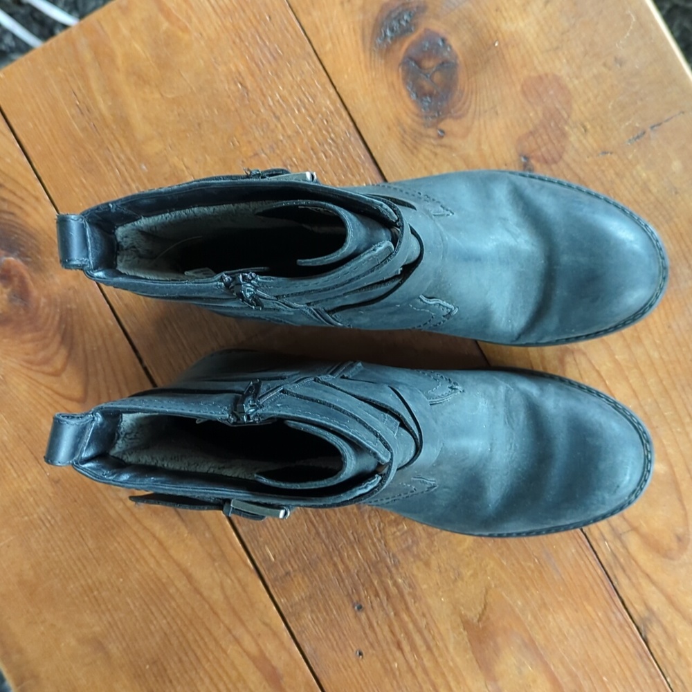 Clark's Leather Moto Boots - Picture 4 of 7